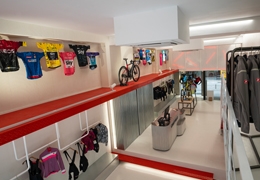 Castelli inaugura su primera Flagship Store en Girona