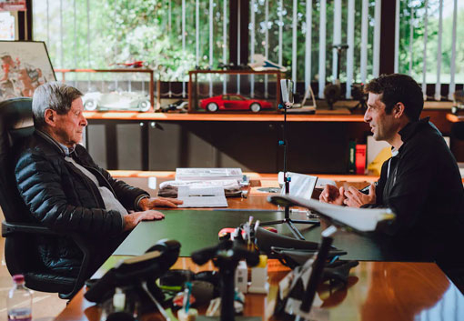 Volata y Juan Antonio Flecha visitan la factoría de Selle Italia