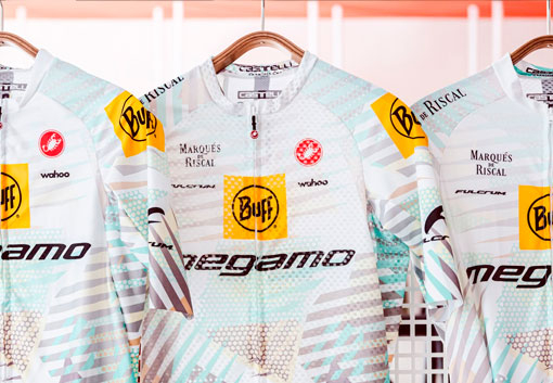 Castelli y su servicio de ropa personalizada, tendencia en Cape Epic